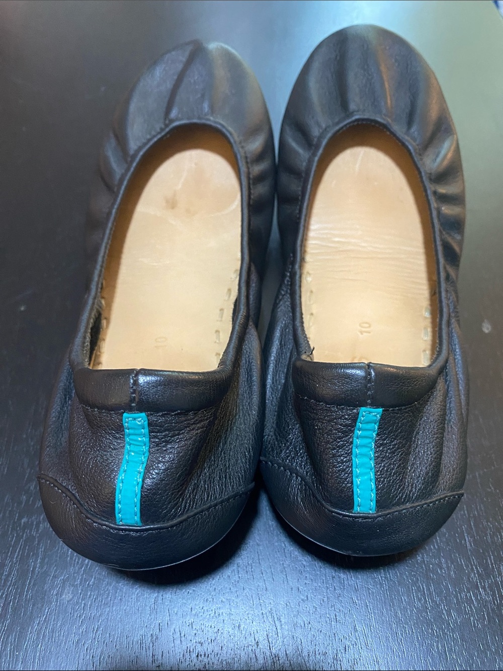 Tieks Black Leather Ballet Flats with Box - Picture 4 of 9